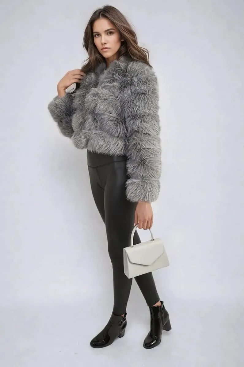 Factory Fluffy Coat for Women Winter Warm Large Size Cropped Coat Jacket With Hood Fashion Outside Short Style Faux Fur Coat